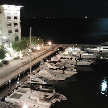 Straits Quay Marina Suites Tanjung Tokong Luaran gambar