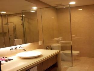 Straits Quay Marina Suites Tanjung Tokong Luaran gambar